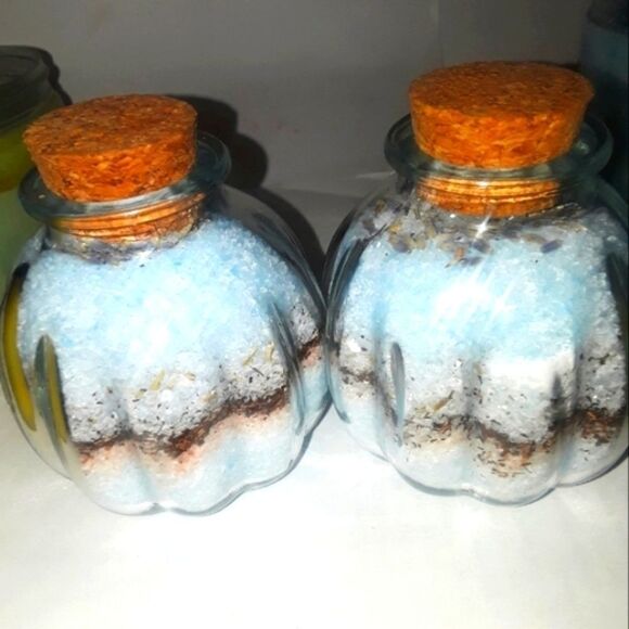 HAND CRAFTBlueberry Healing bath soak Treasures - Picture 1 of 11